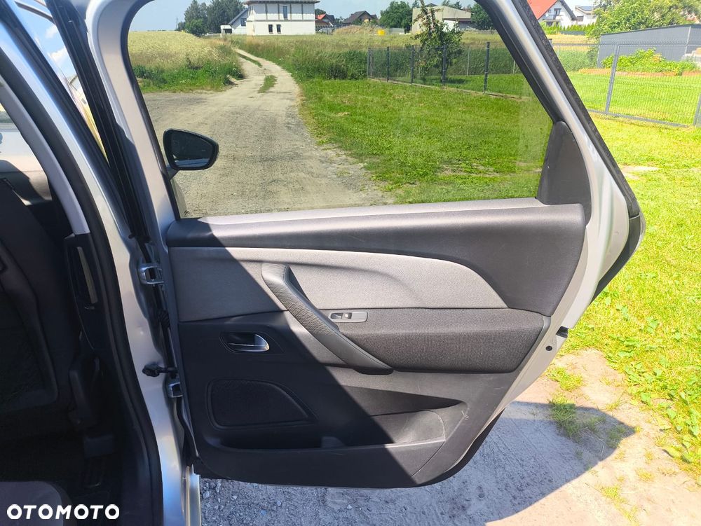 Citroën C4 Picasso - 24