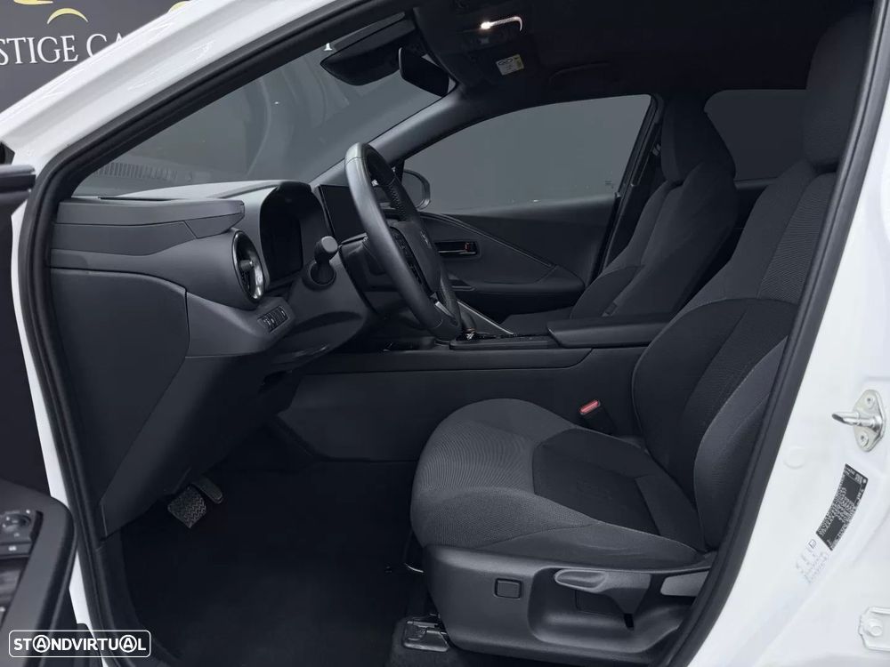 Toyota C-HR 1.8 Hybrid Square Collection - 19