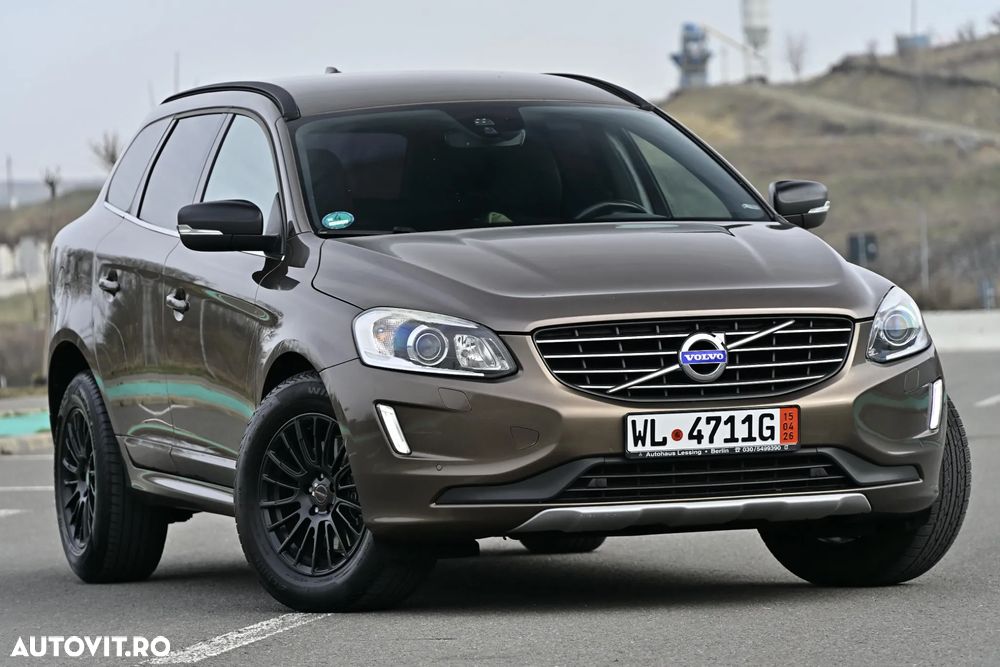 Volvo XC 60 D5 AWD Geartronic Summum - 14