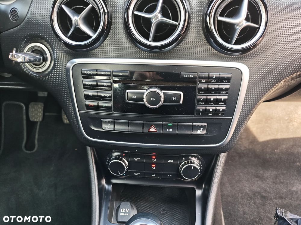 Mercedes-Benz Klasa A 180 (BlueEFFICIENCY) - 29