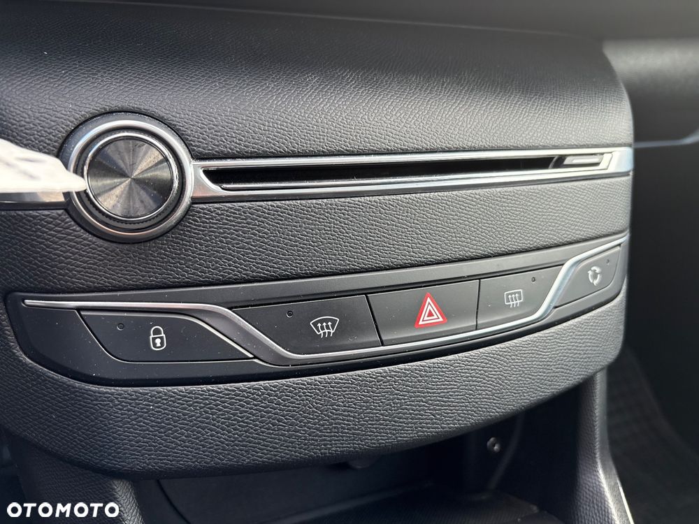 Peugeot 308 1.6 BlueHDi Business Line S&S - 17