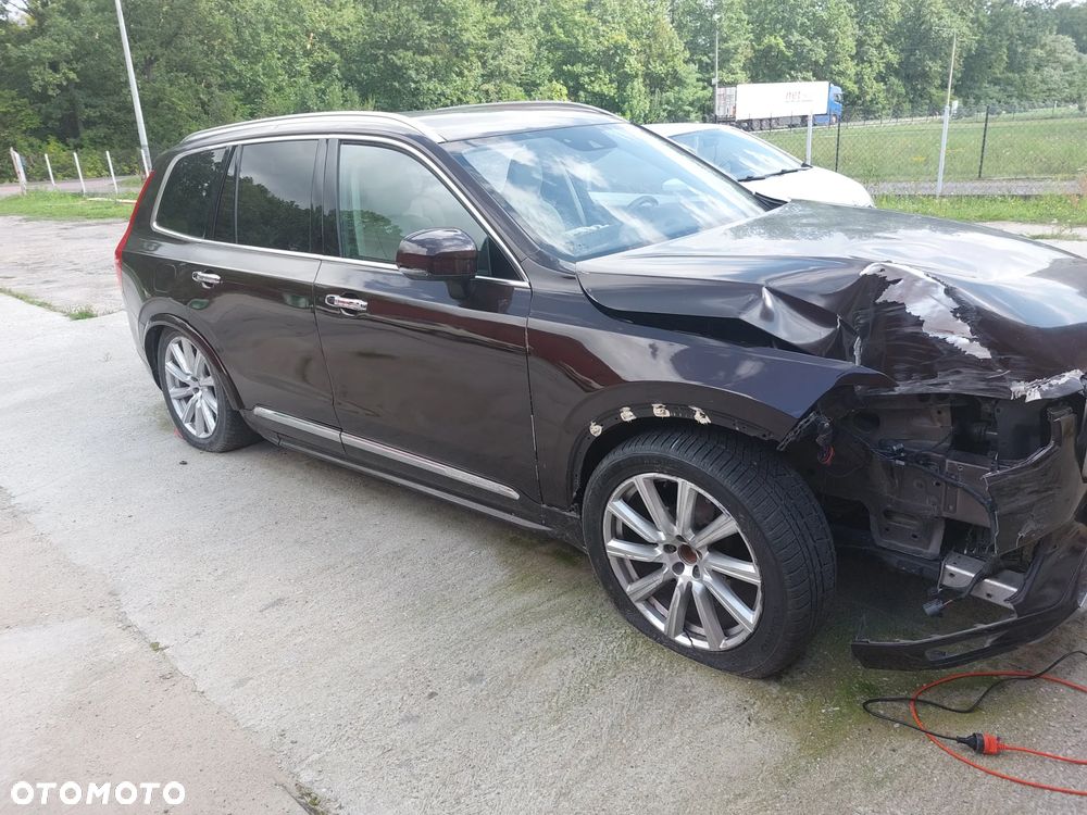 Volvo XC 90 D5 AWD Inscription 7os - 14