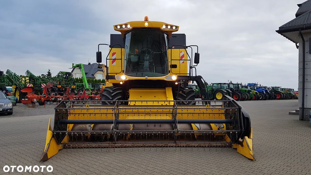 New Holland CS 520 - 14