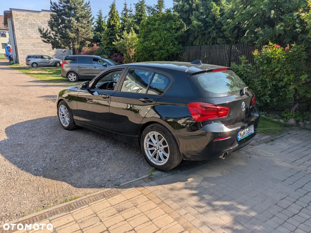 BMW Seria 1 116i - 3