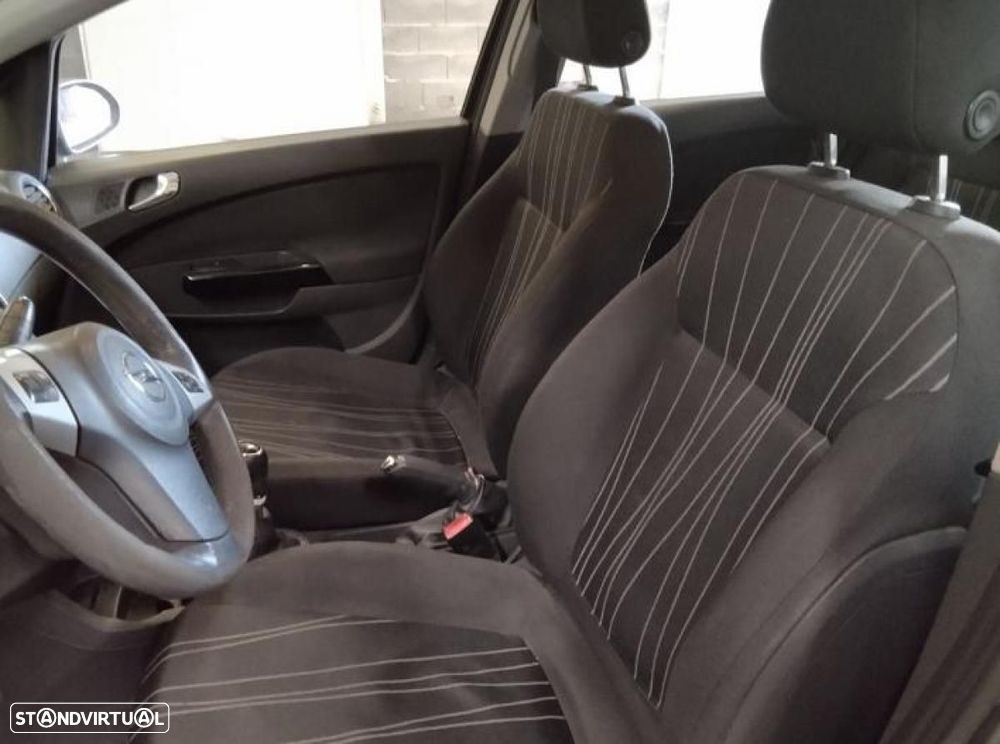 Opel Corsa - 3