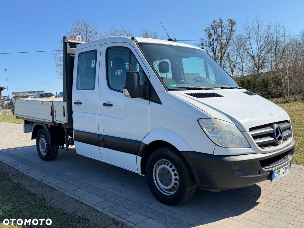 Mercedes-Benz Sprinter - 2