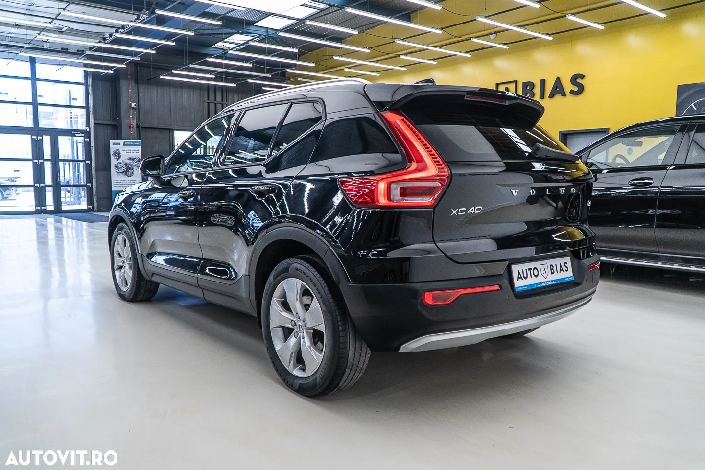 Volvo XC 40 T4 AWD Geartronic Inscription - 6