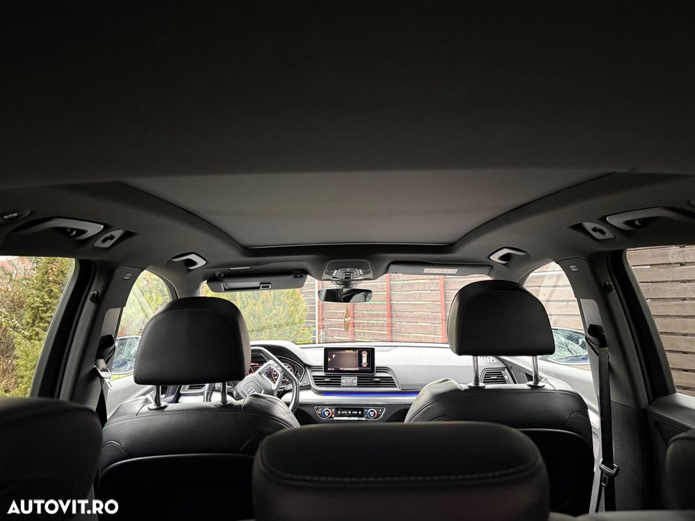 Audi Q5 2.0 40 TDI quattro S tronic Design - 8