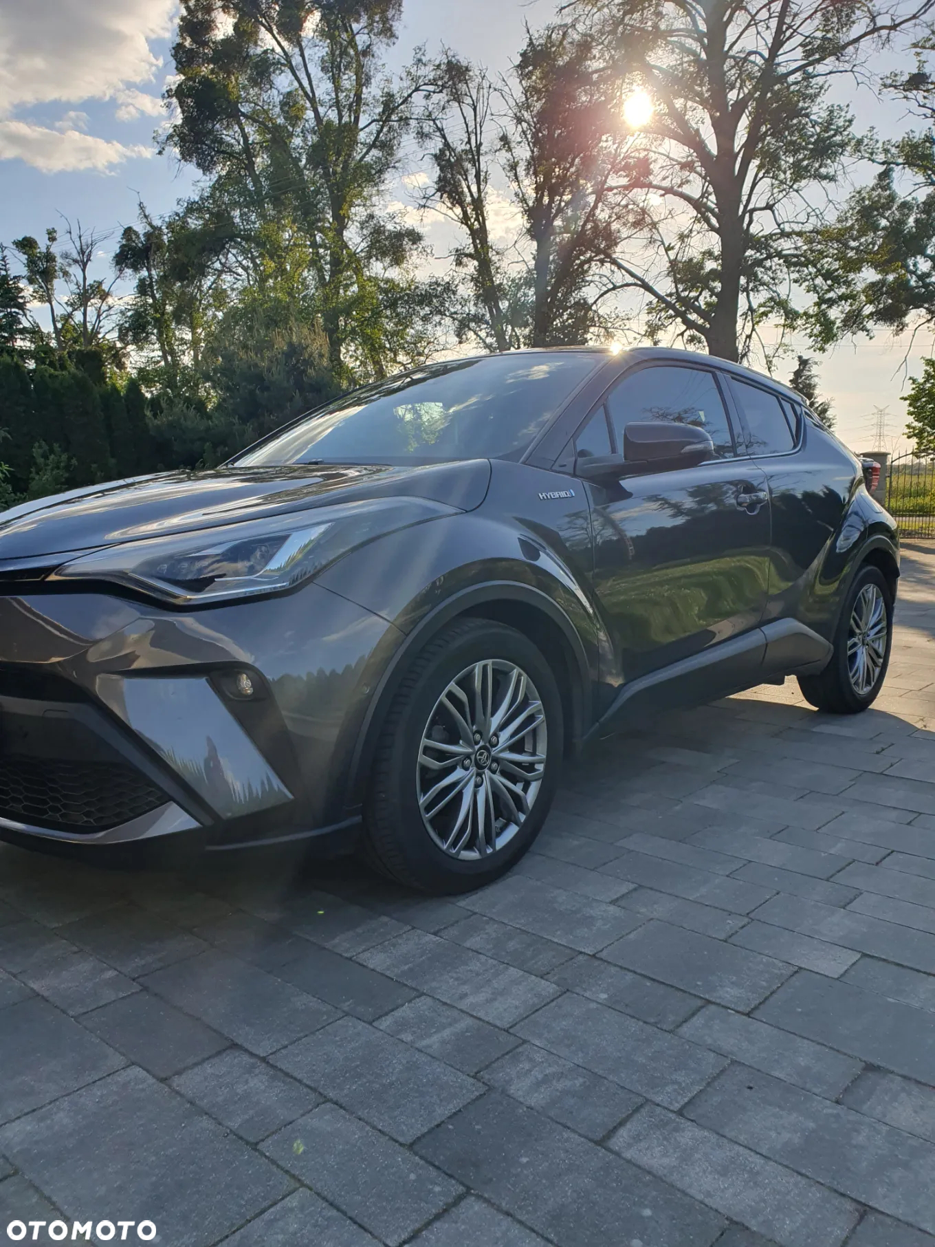Toyota C-HR 2.0 Hybrid Executive - 4