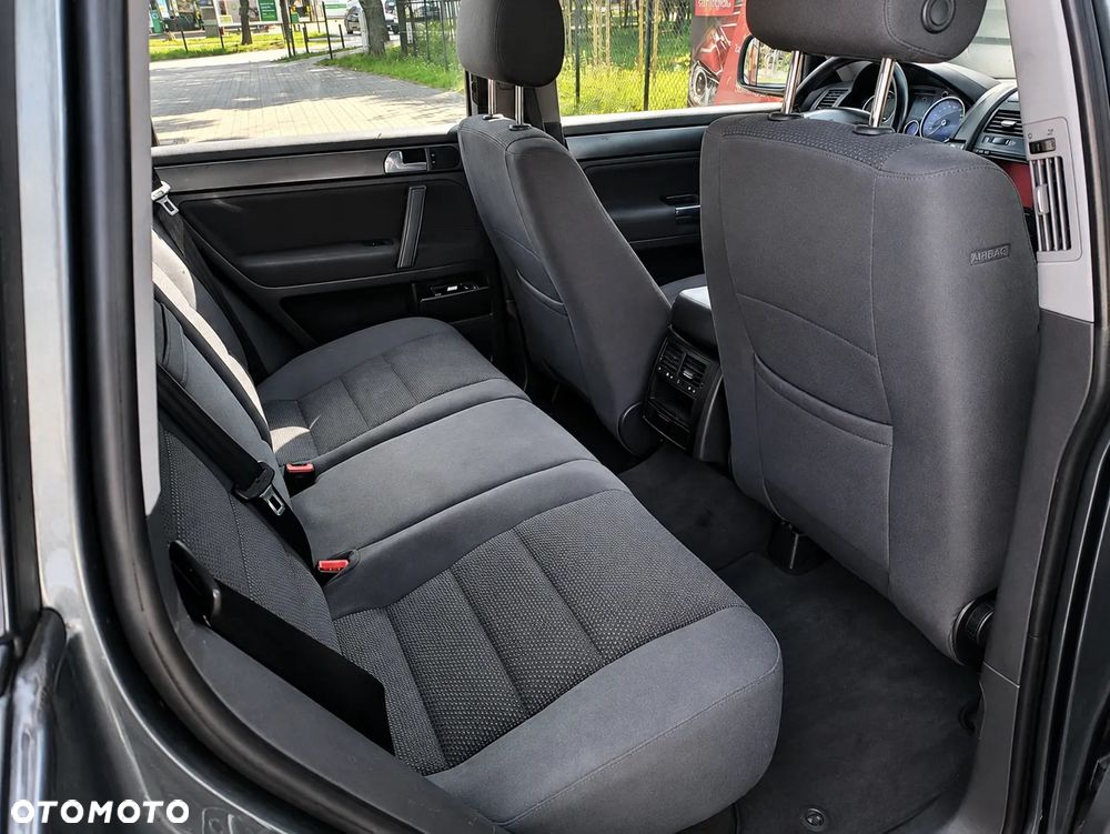 Volkswagen Touareg 2.5 R5 TDI - 6