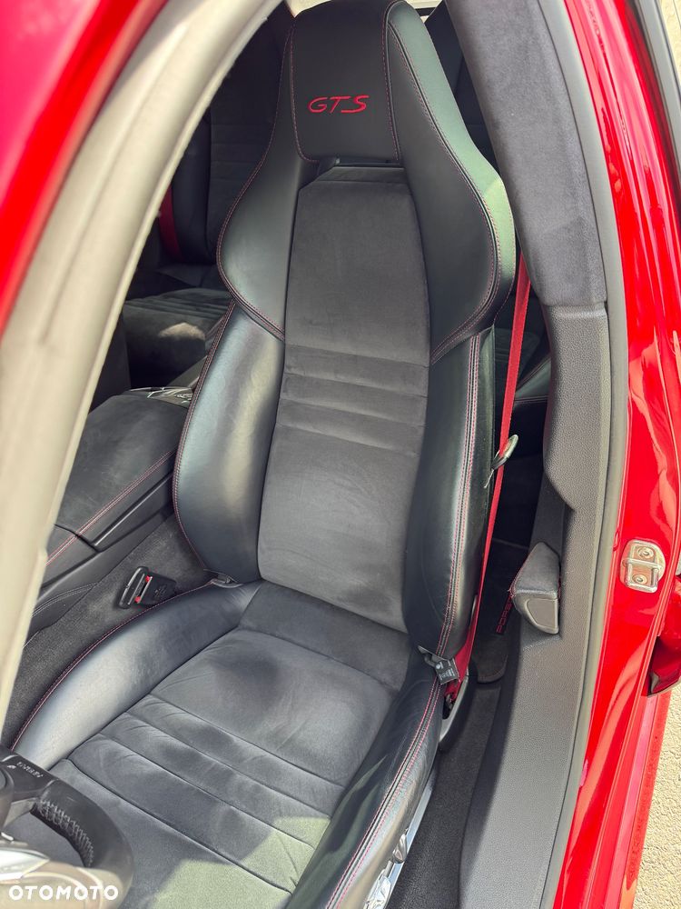 Porsche Panamera GTS - 17