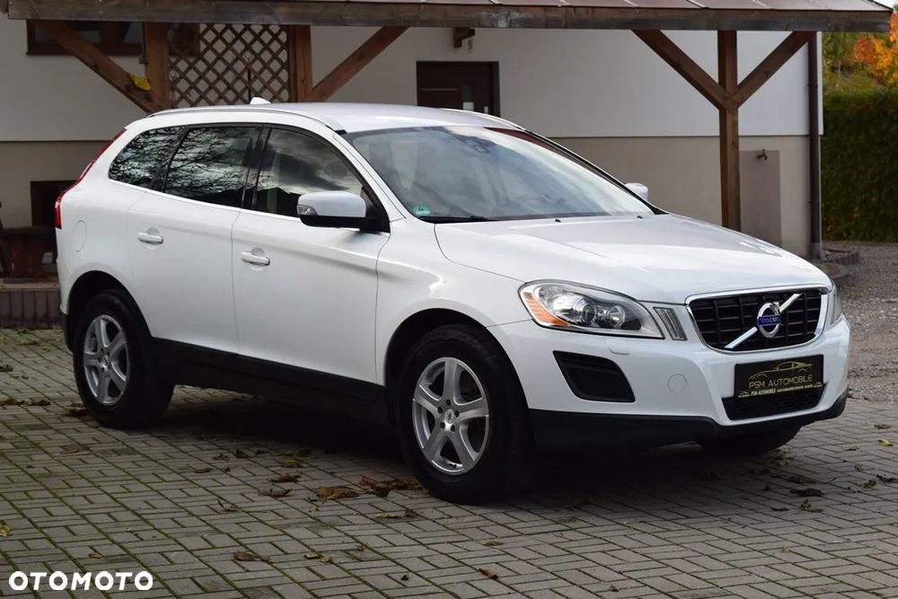 Volvo XC 60 2.4D AWD Momentum - 7