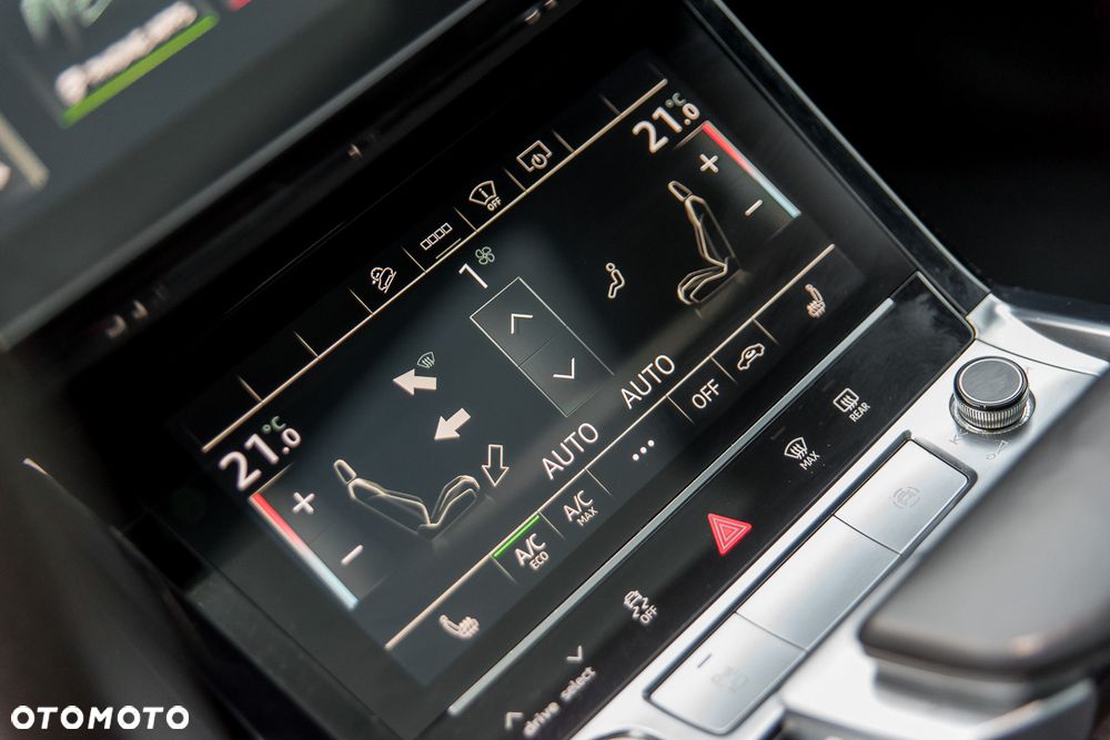 Audi e-tron 50 Quattro S line - 23