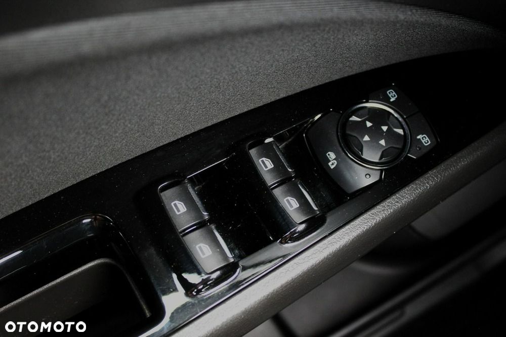Ford Mondeo - 20
