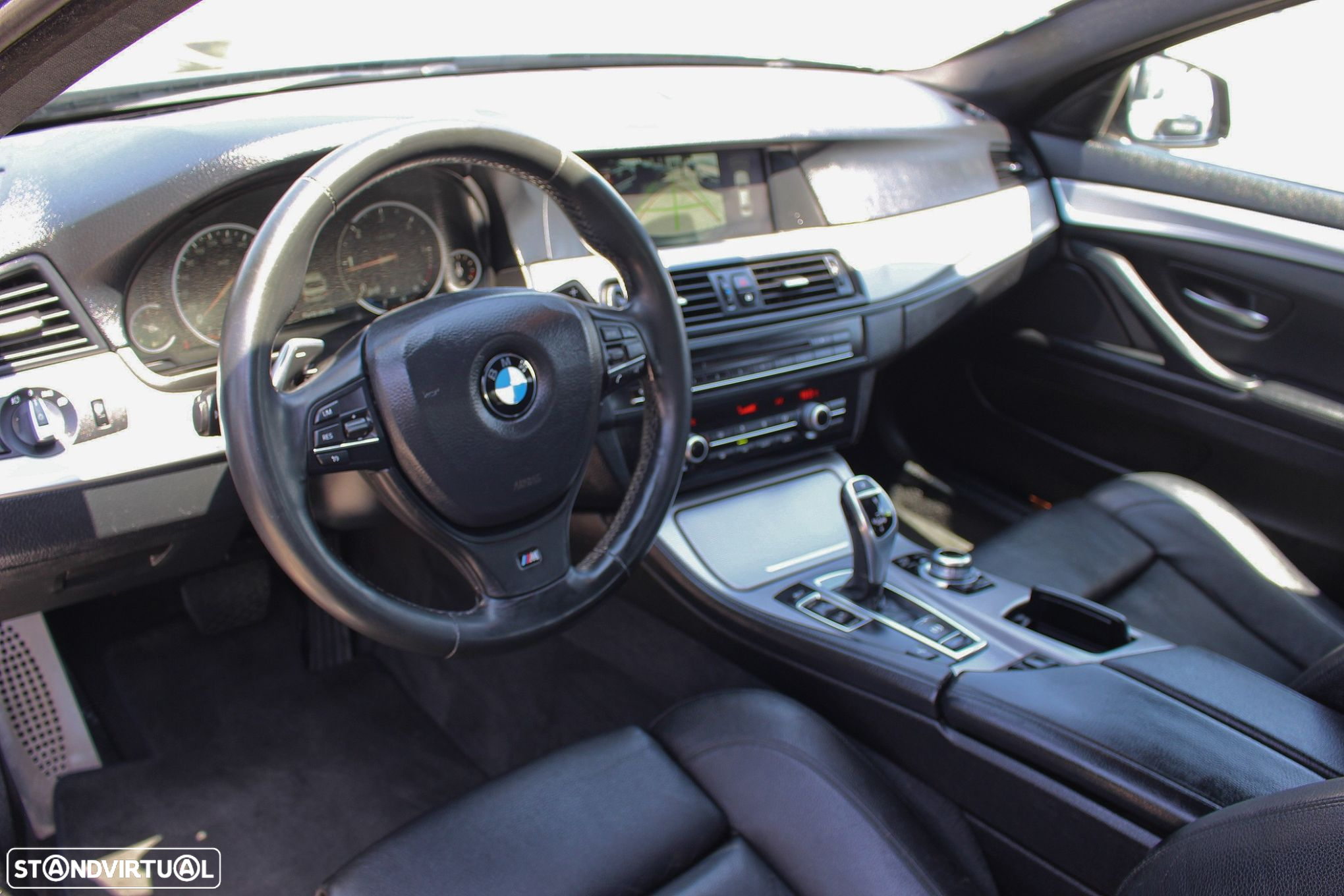 BMW 525 d Pack M Auto - 23