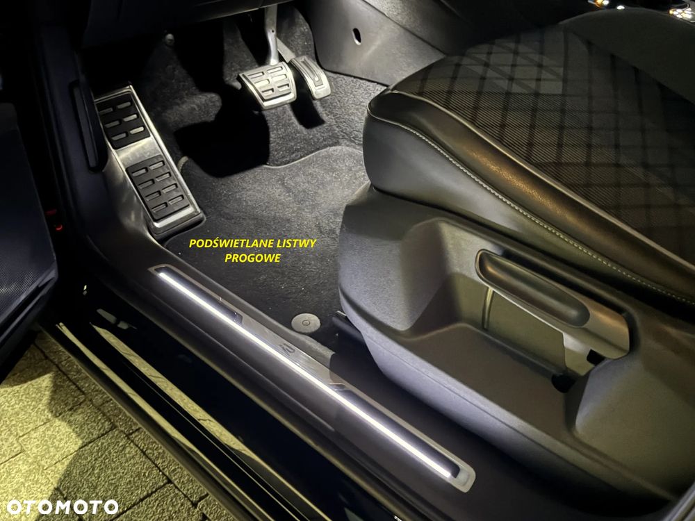 Volkswagen Tiguan 2.0 TDI SCR 4MotION DSG R-Line - 19