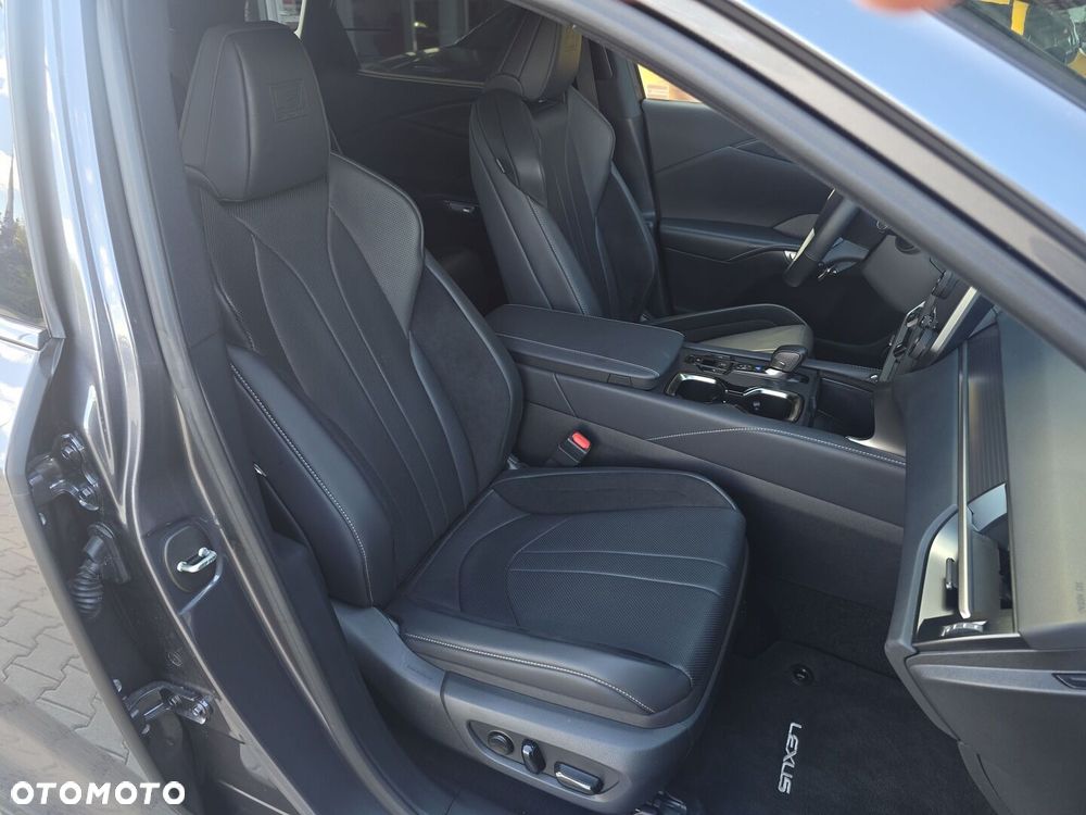 Lexus RX - 33