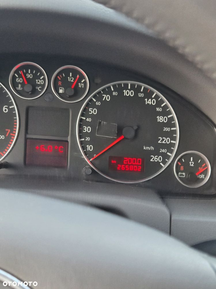 Audi A6 Avant - 8