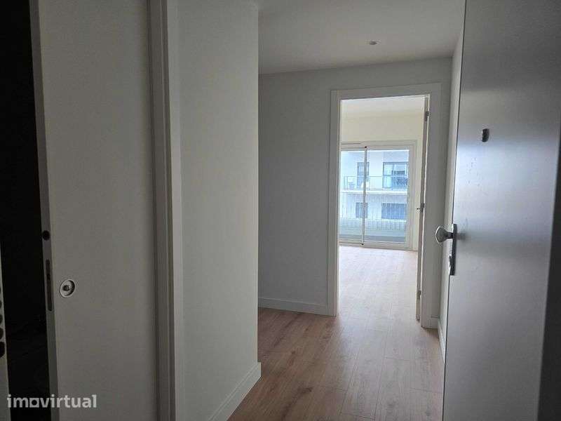 Apartamento T1 para arrendamento na Quinta da Trindade - Grande imagem: 2/11