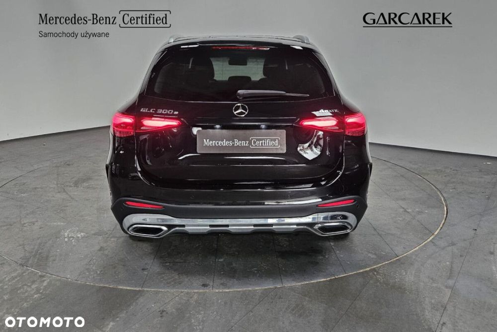 Mercedes-Benz GLC - 8