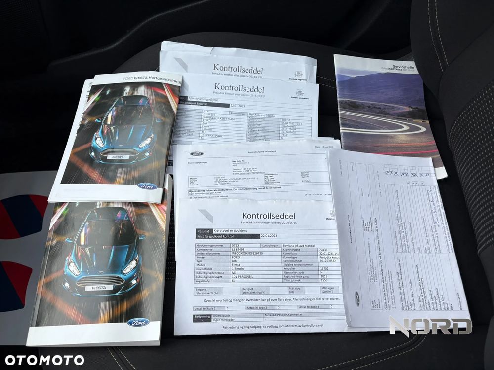 Ford Fiesta 1.0 EcoBoost Titanium - 28