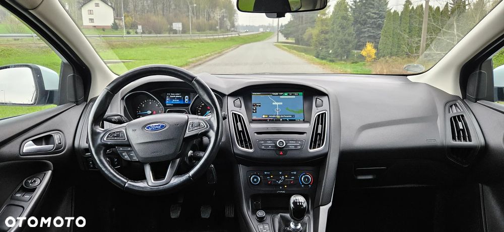 Ford Focus 1.6 TDCi DPF Start-Stopp-System SYNC Edition - 12