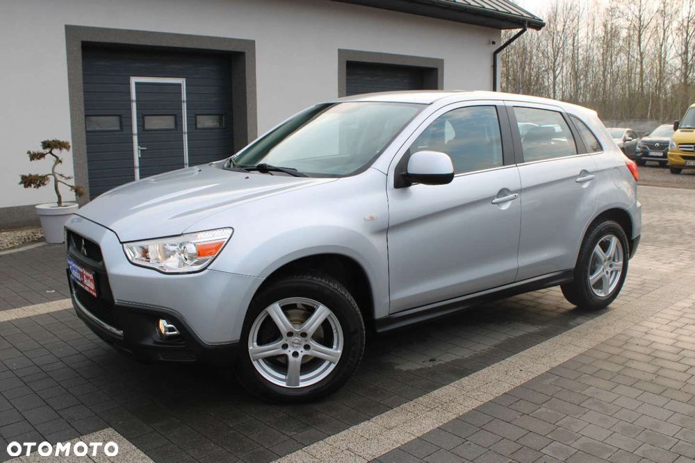 Mitsubishi ASX - 3