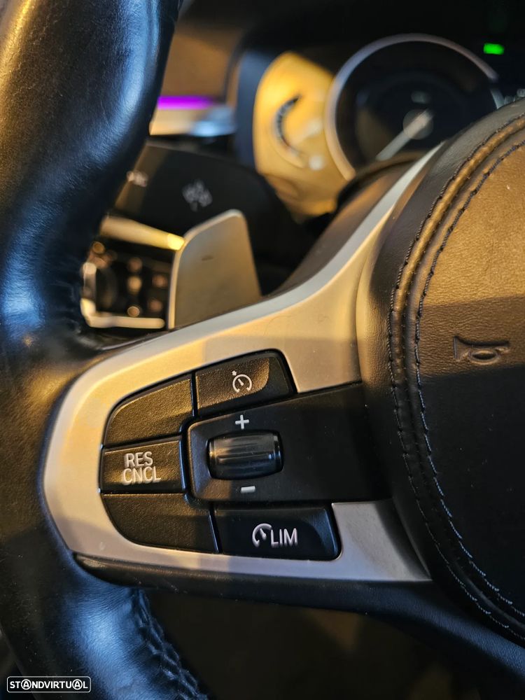 BMW 520 d Pack M Auto - 31