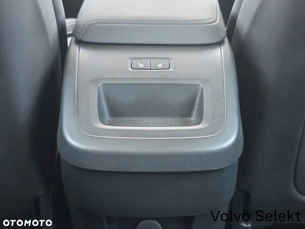 Volvo XC 60 - 32