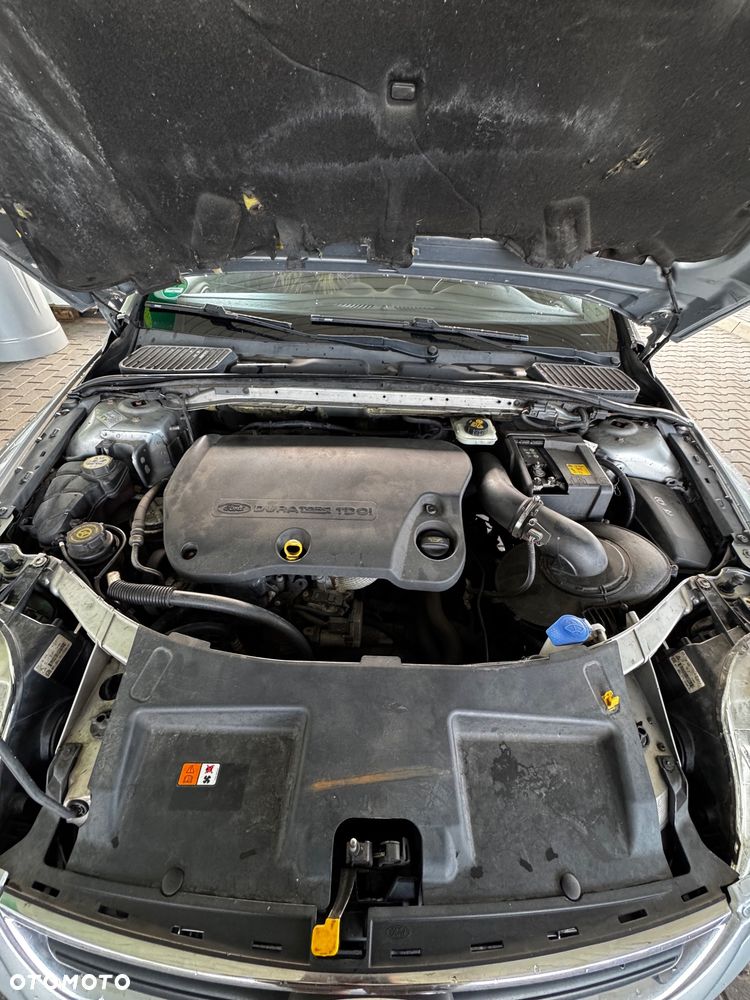 Ford Mondeo - 10