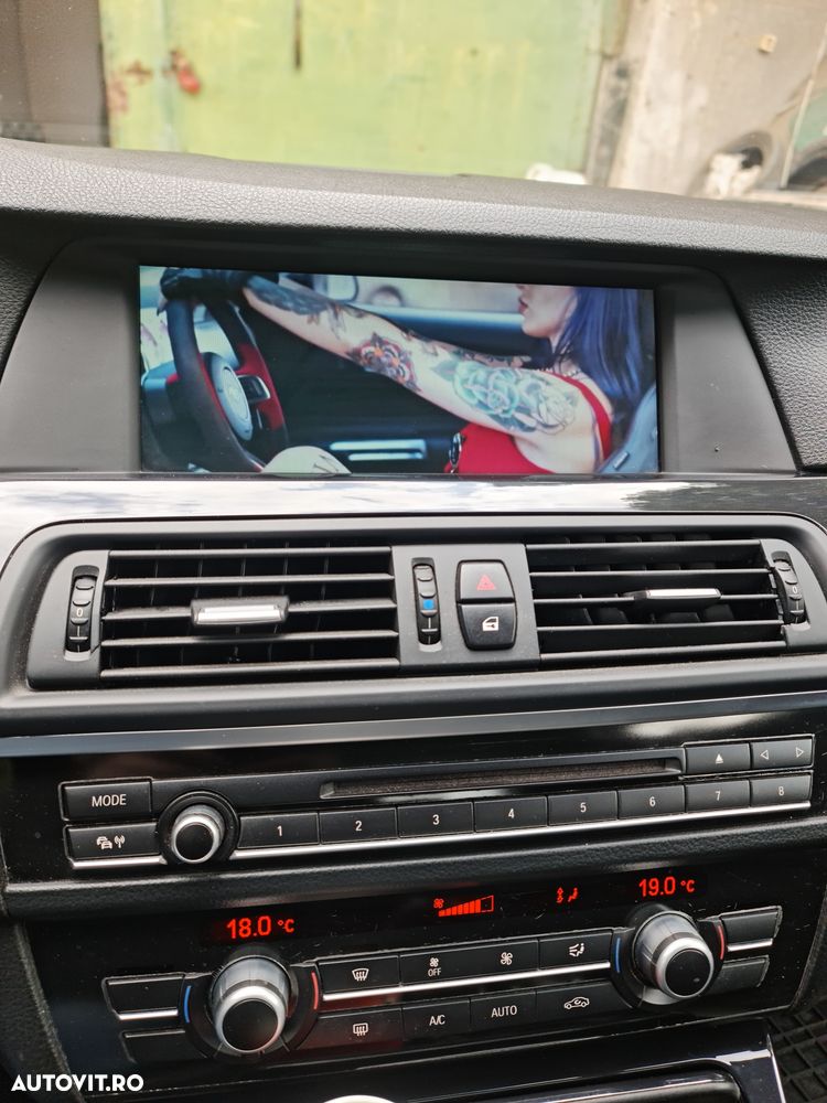 BMW Seria 5 520d - 11