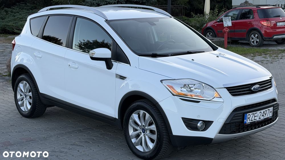 Ford Kuga 2.0 TDCi 4x4 Titanium - 20