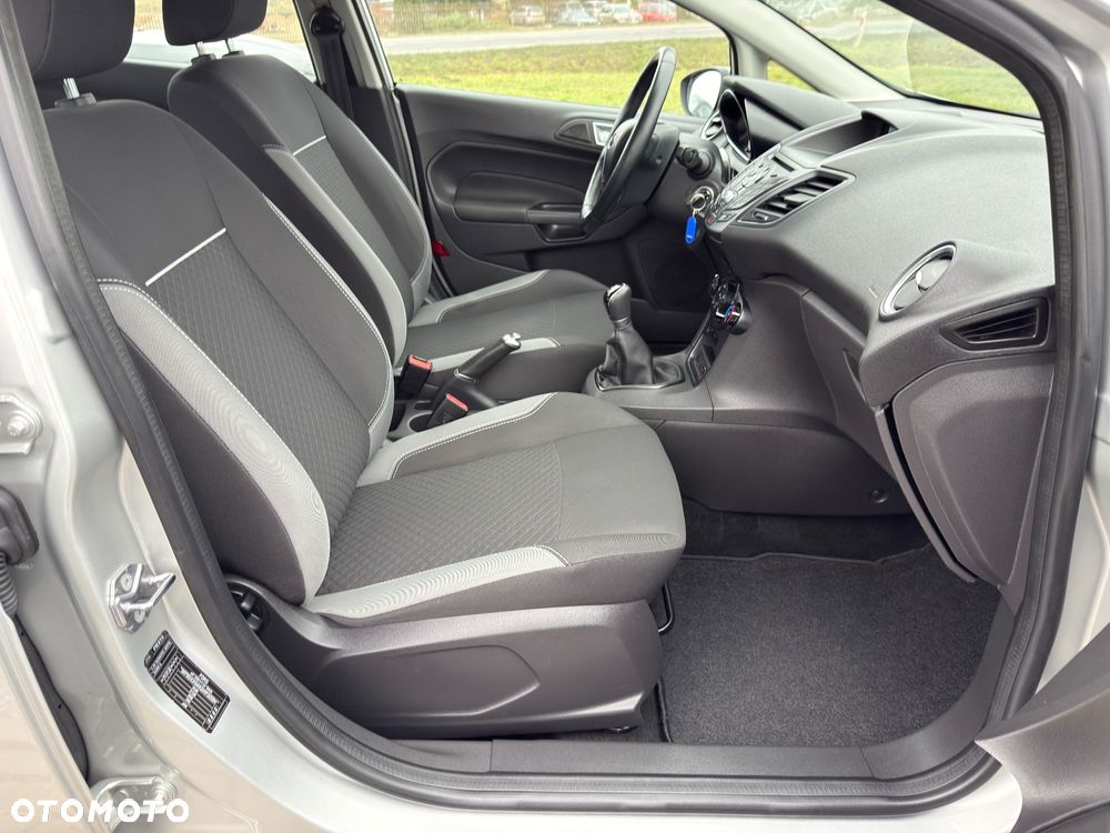 Ford Fiesta 1.25 Titanium EU5 - 10