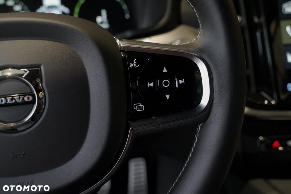 Volvo V60 B4 B Ultra Dark - 10