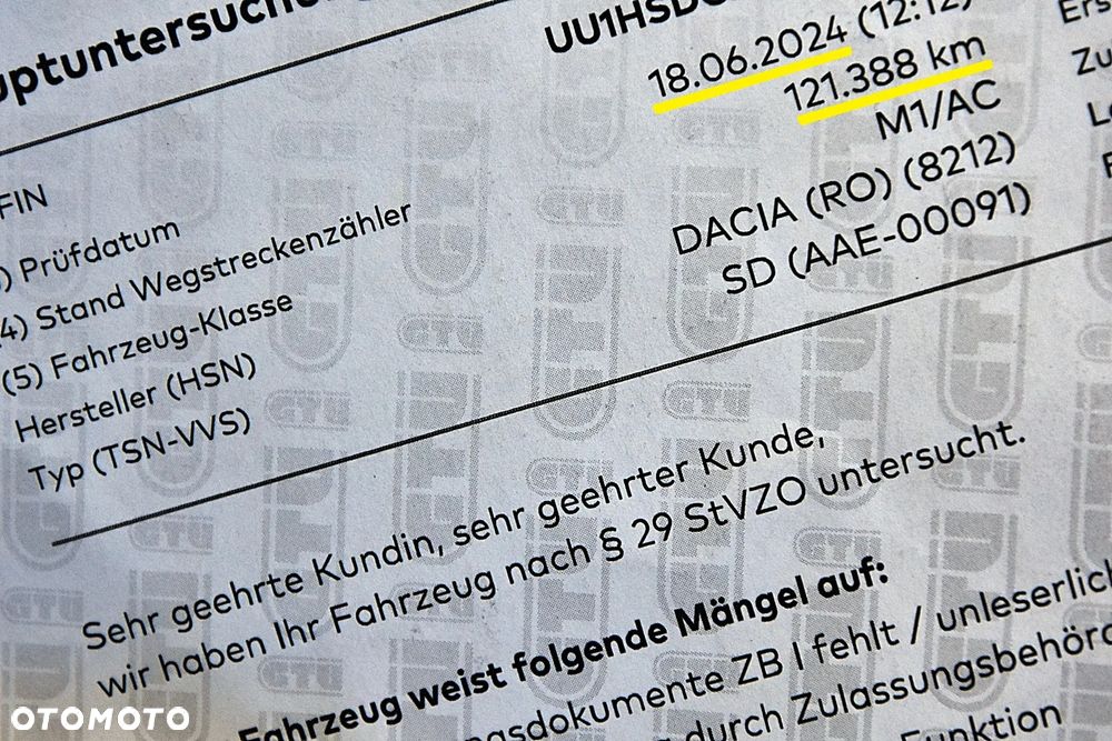 Dacia Duster 1.6 SCe Laureate S&S - 37