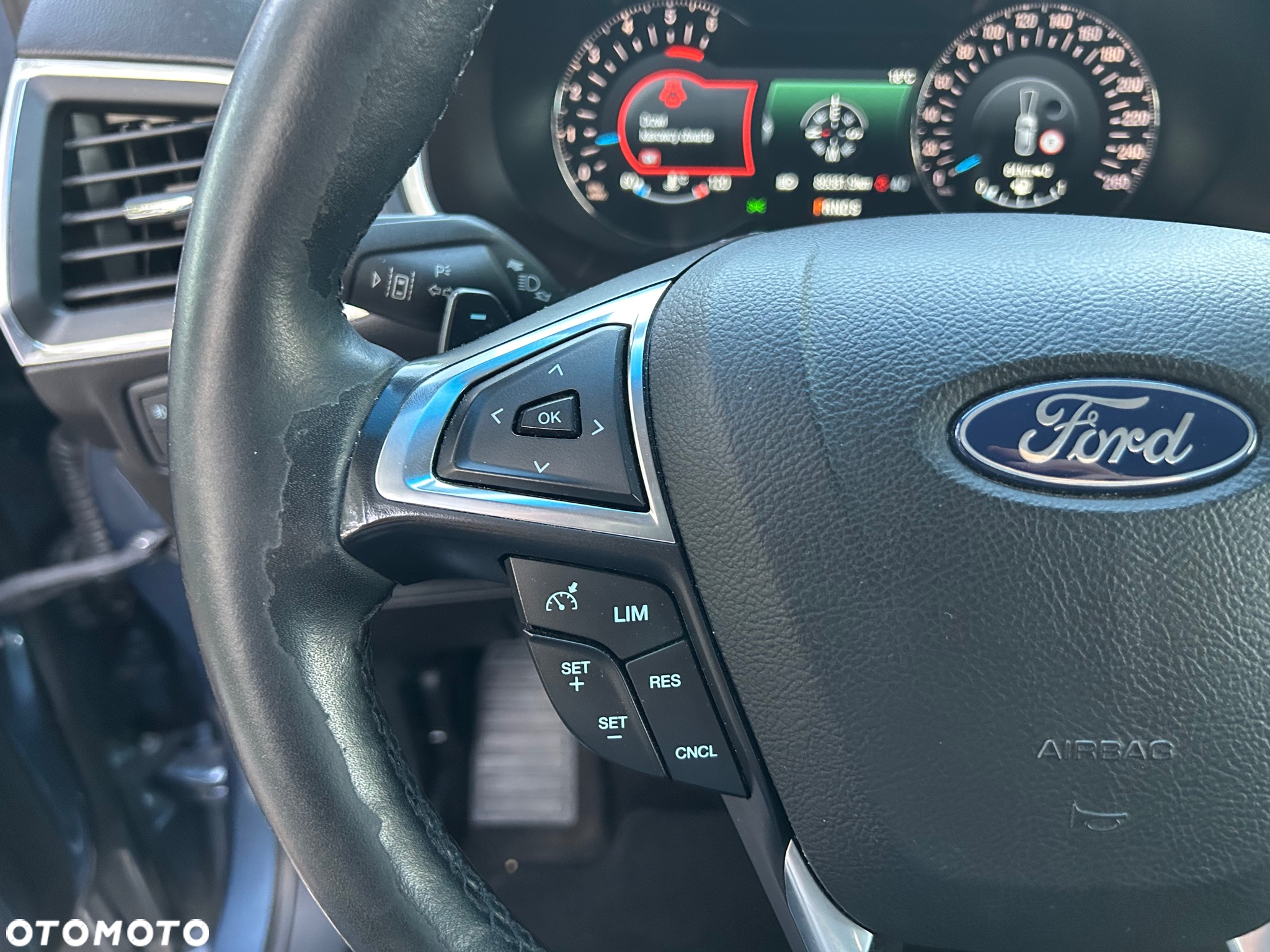 Ford Edge 2.0 TDCi Twin-Turbo 4WD ST-Line - 32