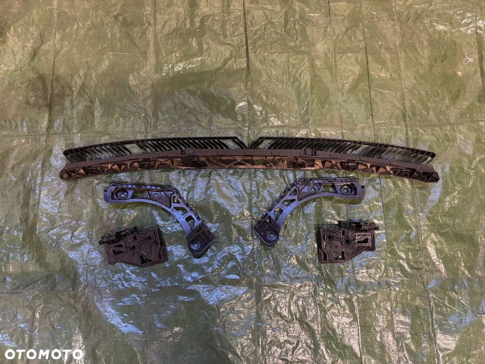 Vw Tiguan II 5NA ślizg zderzaka tył komplet 5NA807863 5NA807393 5NA807894 - 2