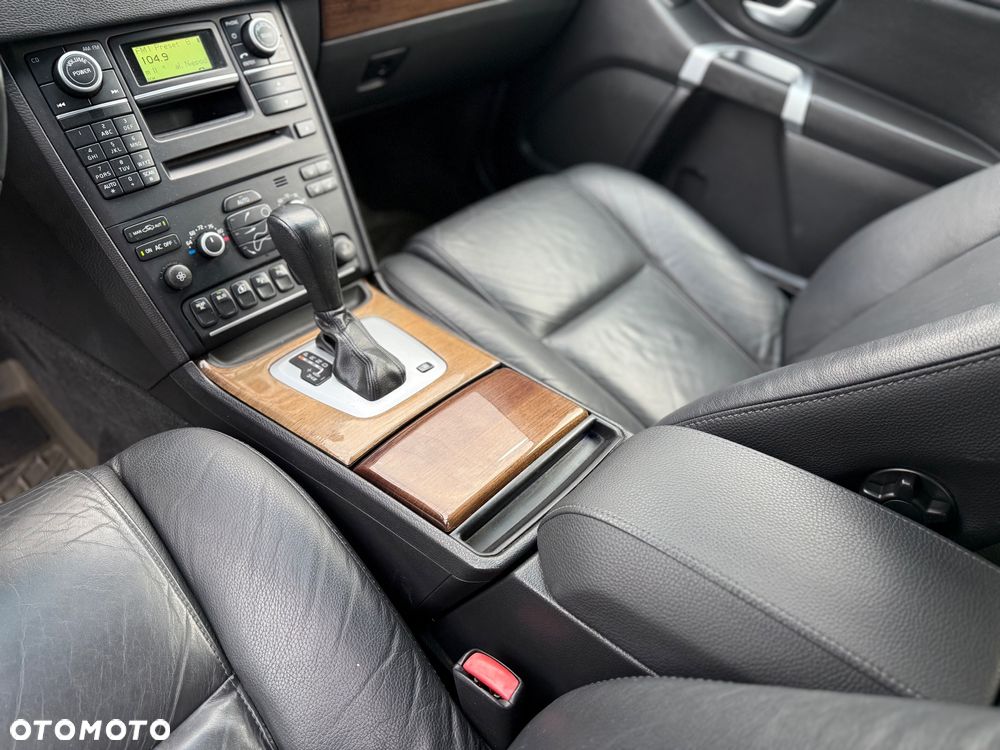 Volvo XC 90 3.2 AWD Geartonic Summum - 11