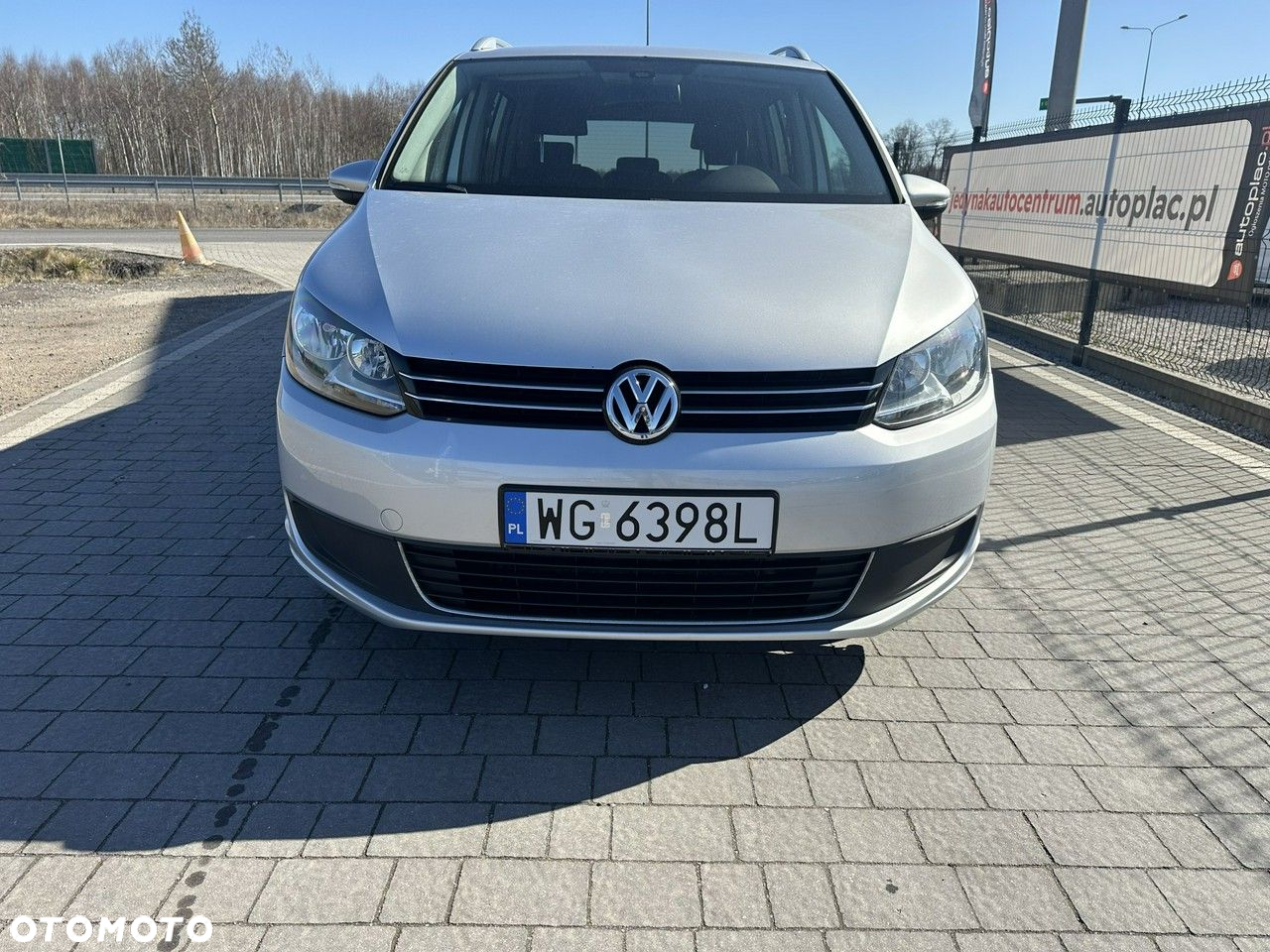 Volkswagen Touran - 2