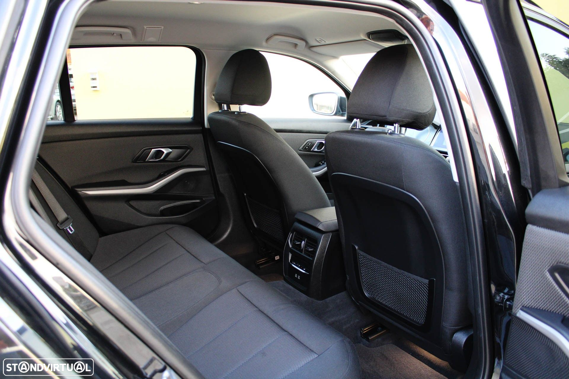 BMW 330 e Touring Corporate Edition Auto - 55