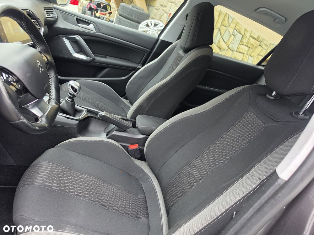 Peugeot 308 BlueHDi 120 Stop & Start Style - 19