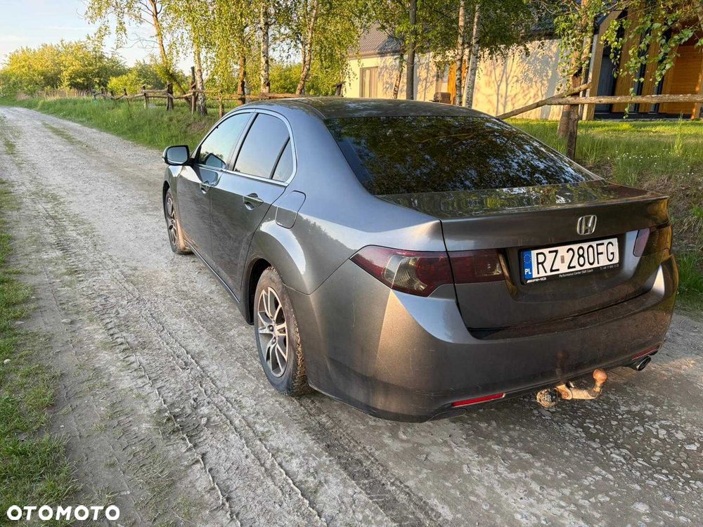 Honda Accord - 4