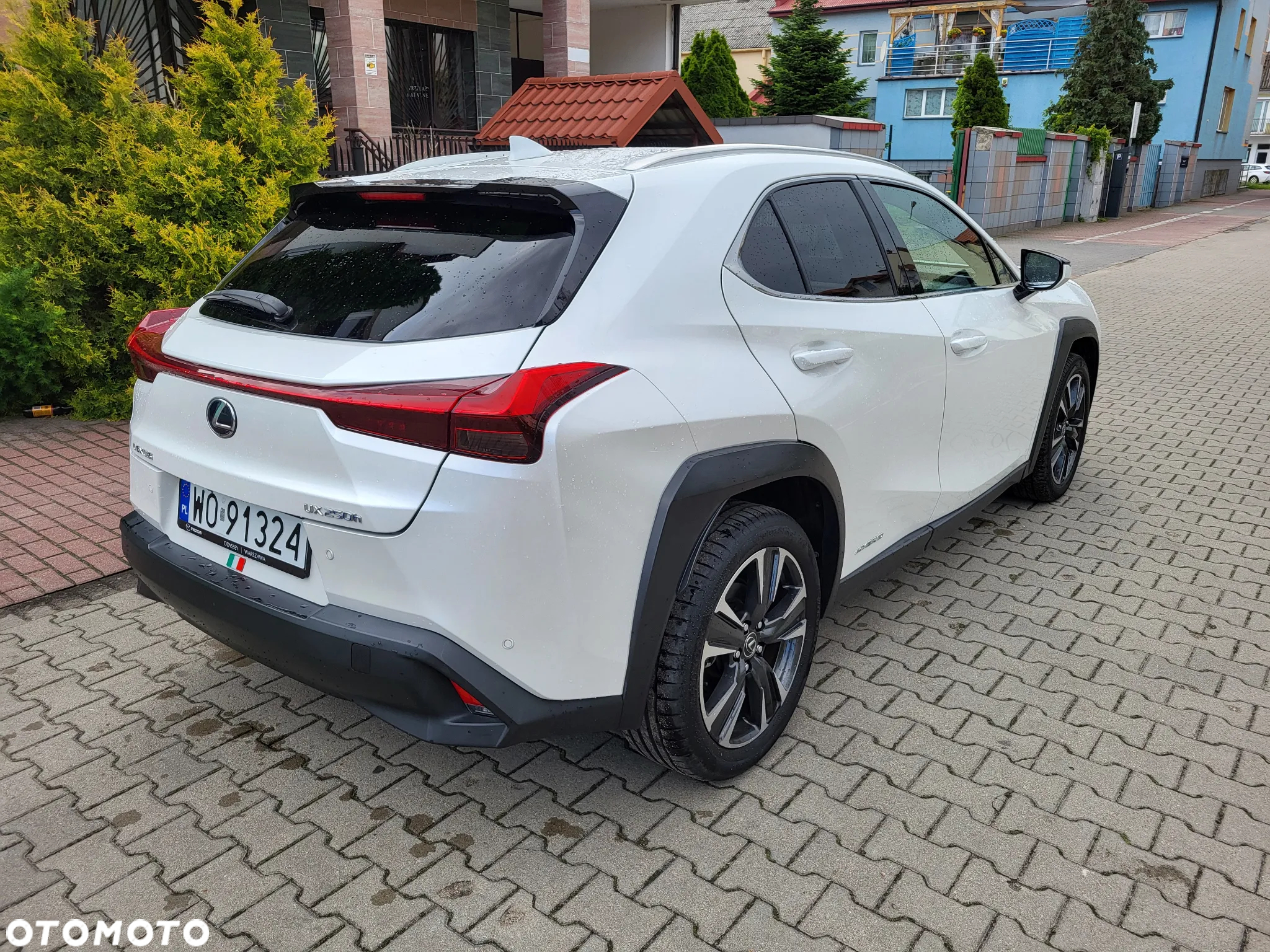 Lexus UX 250h GPF Elegance 2WD - 4