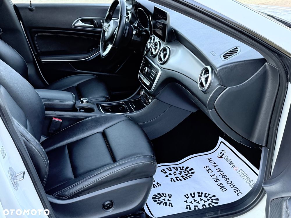 Mercedes-Benz CLA - 20