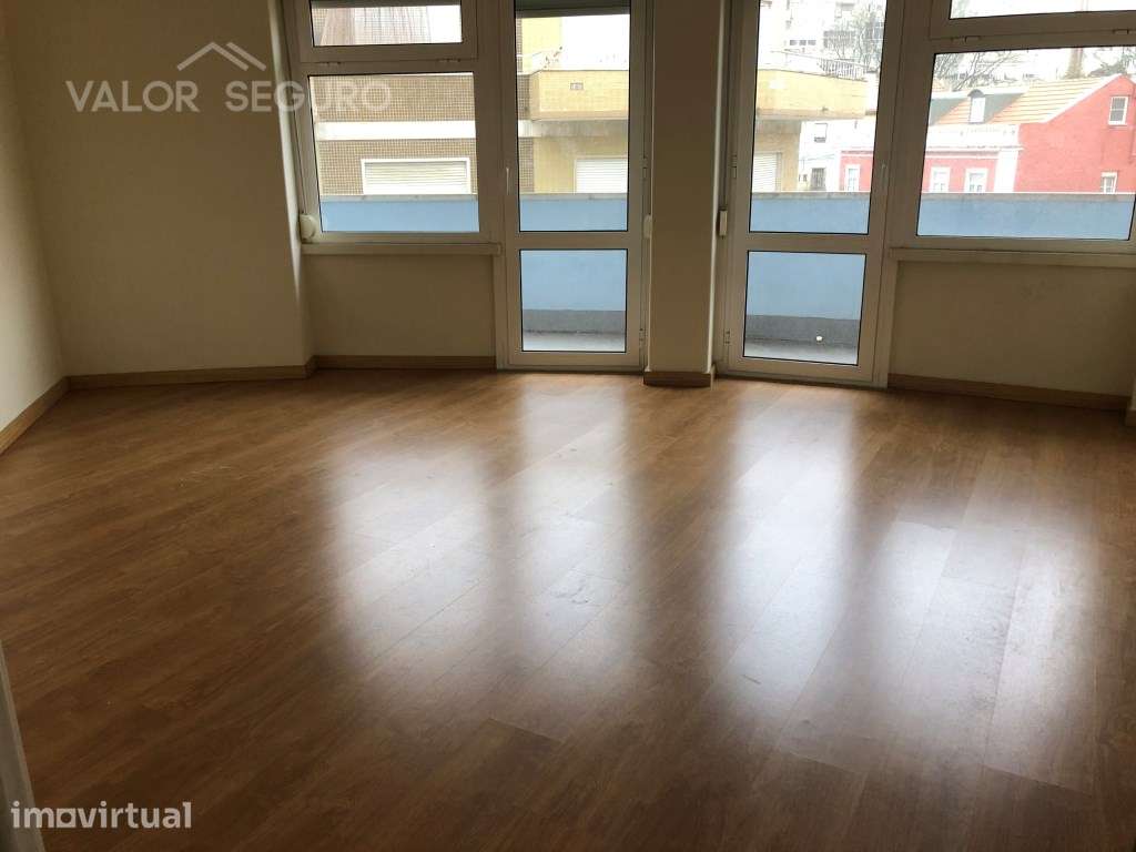 Apartamento T3 em Benfica em Lisboa - Grande imagem: 4/29