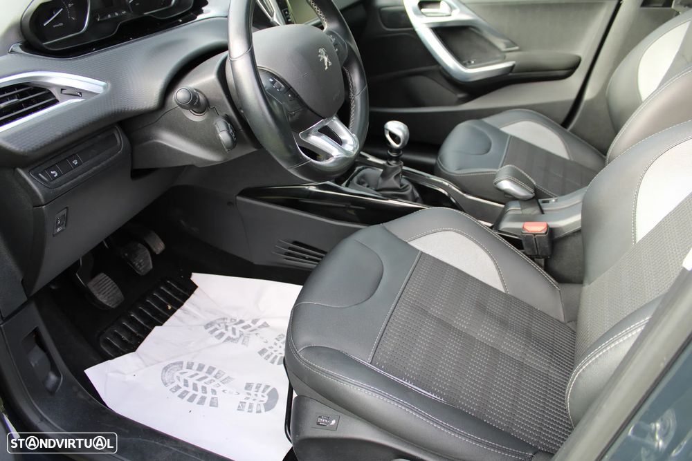 Peugeot 2008 PureTech 110 Stop&Start Allure - 17