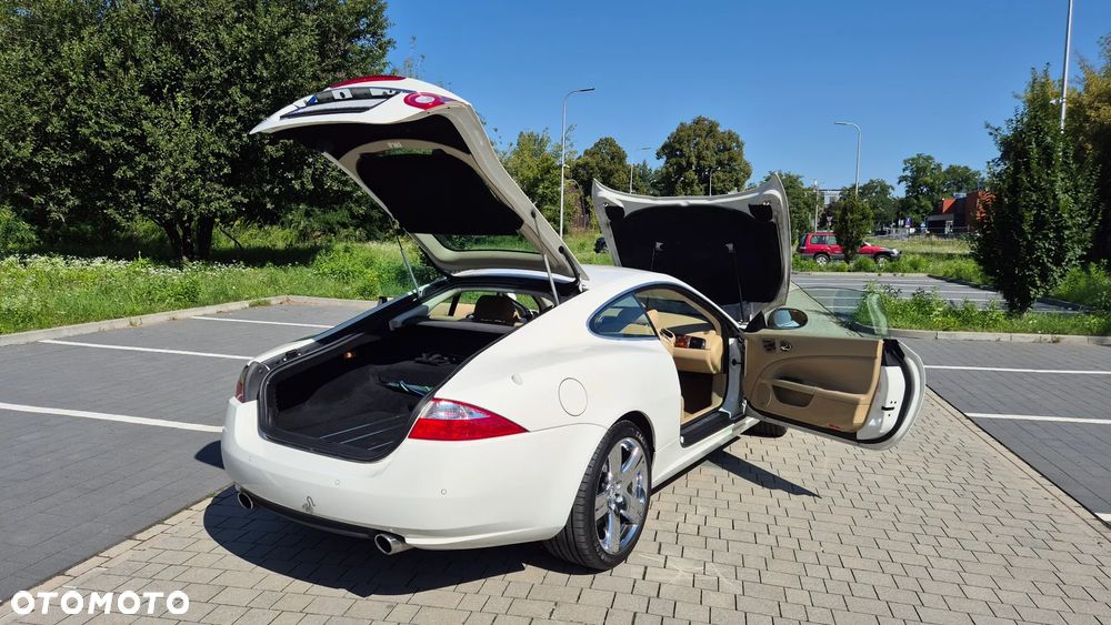 Jaguar XK 4.2 V8 - 22