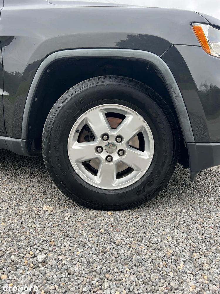 Jeep Grand Cherokee - 22