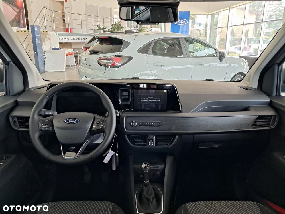 Ford Transit Courier - 15