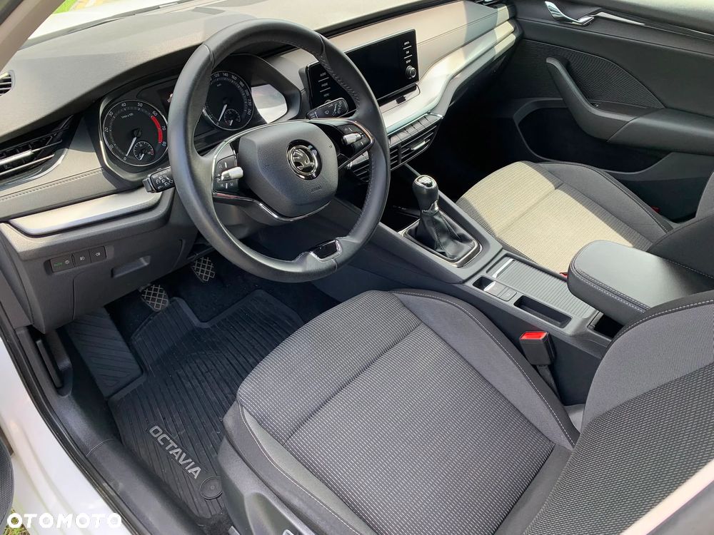 Skoda Octavia 1.5 TSI ACT Ambition - 10